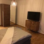 Rent a room of 80 m² in Frankfurt am Main