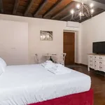 Rent 2 bedroom apartment of 100 m² in rome