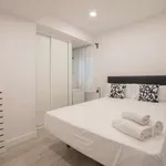 Rent 3 bedroom apartment in madrid