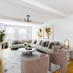 Rent 2 bedroom apartment of 120 m² in New York City