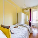 Rent a room in Madrid