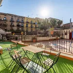 Rent 5 bedroom apartment in Barcelona