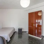 Rent 5 bedroom apartment in Valencia