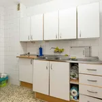 Rent a room of 150 m² in granada