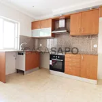 Alugar 1 quarto casa de 110 m² em Seixal