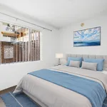 Rent 2 bedroom apartment in Hornsby