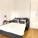 Rent 1 bedroom apartment of 40 m² in Milan