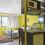 Rent 2 bedroom apartment in Athens