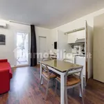 Rent 1 bedroom apartment of 40 m² in Florence