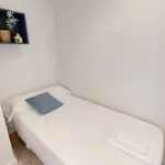 Alquilo 4 dormitorio apartamento de 65 m² en Alicante