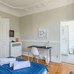 Rent a room in lisbon