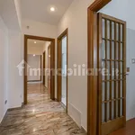 Rent 4 bedroom apartment of 140 m² in Rome