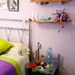 Rent a room in A coruña']