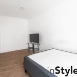 Rent 2 bedroom apartment in Staré Město