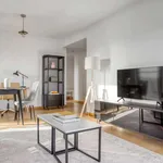 Rent 1 bedroom apartment of 64 m² in lisbon