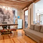 Rent 4 bedroom apartment of 60 m² in Madrid