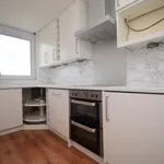 Rent 3 bedroom flat in Scotland