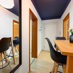 Rent a room of 85 m² in Stuttgart