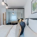 Miete 4 Schlafzimmer wohnung von 73 m² in Berlin