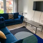 Rent 6 bedroom house in Swansea