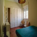 Rent a room of 160 m² in Lisbon