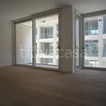 Affitto 5 camera appartamento di 181 m² in Milano