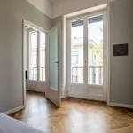 Rent 1 bedroom apartment of 60 m² in milan