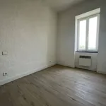 Appartement de 65 m² avec 3 chambre(s) en location à Rochemaure