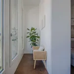 Rent 2 bedroom apartment of 80 m² in barcelona