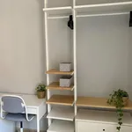 Rent 4 bedroom apartment in Alicante