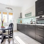 Rent 2 bedroom apartment of 85 m² in Split