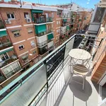 Rent a room of 95 m² in Madrid