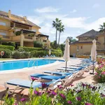 Rent 4 bedroom apartment of 230 m² in Marbella