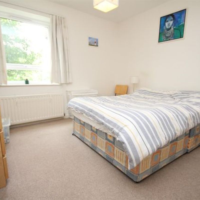 Flat to rent in Mulberry Court, Guildford GU4 Shalford