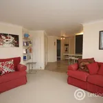 Rent 2 bedroom apartment in Edinburgh