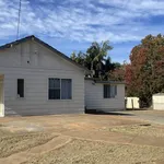 Rent 4 bedroom house in Edgeworth