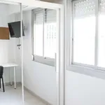 Rent a room of 150 m² in valencia