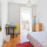 Rent 5 bedroom apartment in Porto