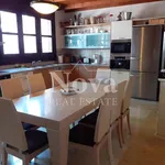 Rent 4 bedroom house of 240 m² in Egina