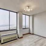 Rent 3 bedroom apartment in Jersey City