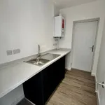 Rent 4 bedroom flat in North West England