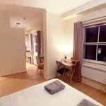 Studio of 60 m² in london