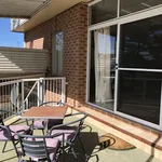 Rent 2 bedroom apartment in Woolgoolga