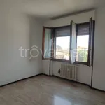 Affitto 3 camera appartamento di 90 m² in Voghera