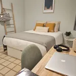 Rent a room of 130 m² in barcelona