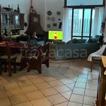 Affitto 2 camera appartamento di 130 m² in Cava de' Tirreni