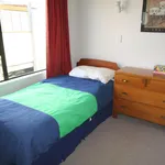 Rent 4 bedroom house in Whangamata