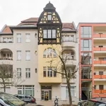 Rent 3 bedroom apartment of 92 m² in Berlin