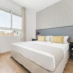 Rent 1 bedroom apartment of 54 m² in Valencia