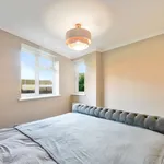 Rent 3 bedroom flat in Essex